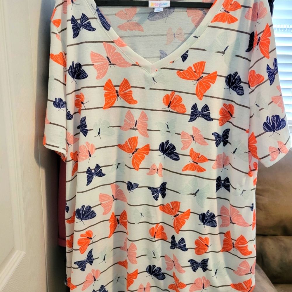 Lularoe Iris
